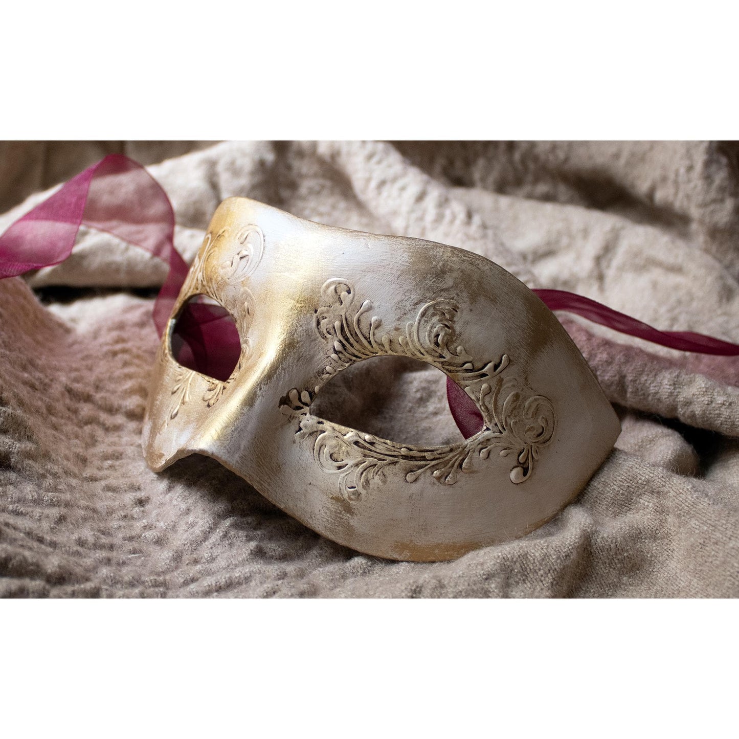 Maschera Veneziana Artigianale: Colombina Piatta Or