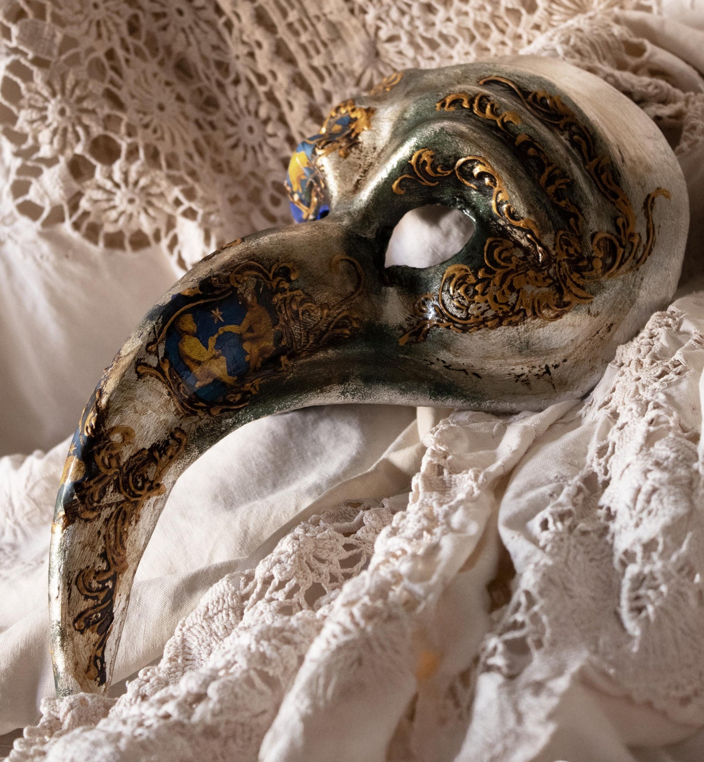 Maschera veneziana Naso Turco