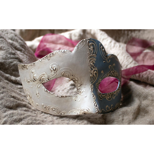 Maschera Veneziana Artigianale: Colombina Mezzablu