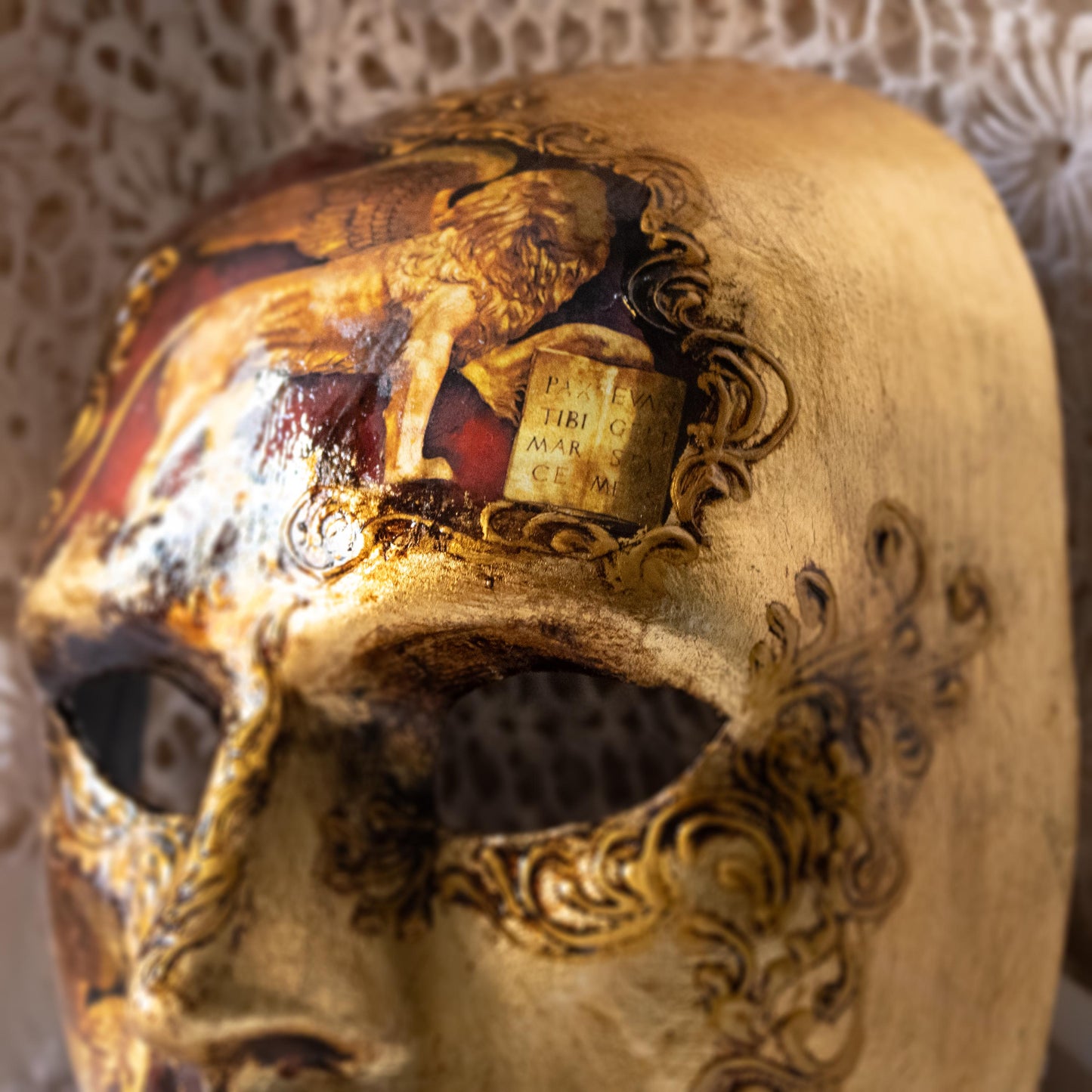 Volto Uomo maschera veneziana Leone San Marco decoupage in cartapesta foglia oro